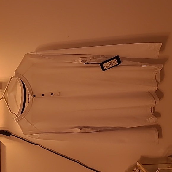 Kenneth Cole Long Sleeve Quater Button NWT - Picture 1 of 4